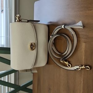 COACH Cassie Crossbody 19